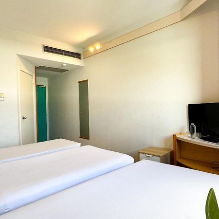 Hotel Iris Guadalajara Kültér fotó