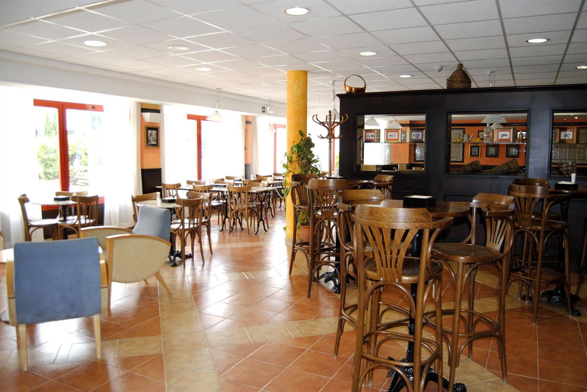 Hotel Iris Guadalajara Kültér fotó